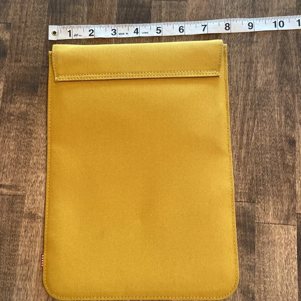 NWOT Herschel Supply Company Yellow Laptop Bag